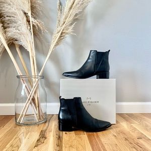 Marc Fisher LTD - Women’s Yale Pointy Toe Chelsea Bootie